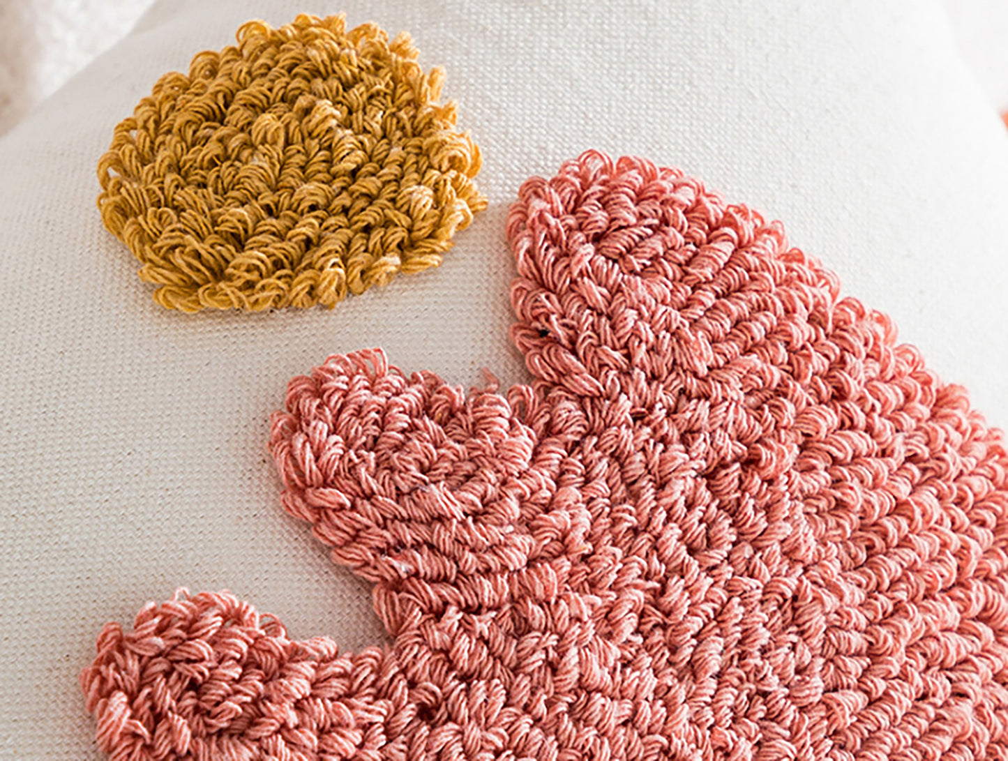 Pink Flower pillow Case Cute Solid Pillow Flower Embroidered Throw Pillow Decorative Pink White Pillow Case Daisy Housewarming Gift Decor