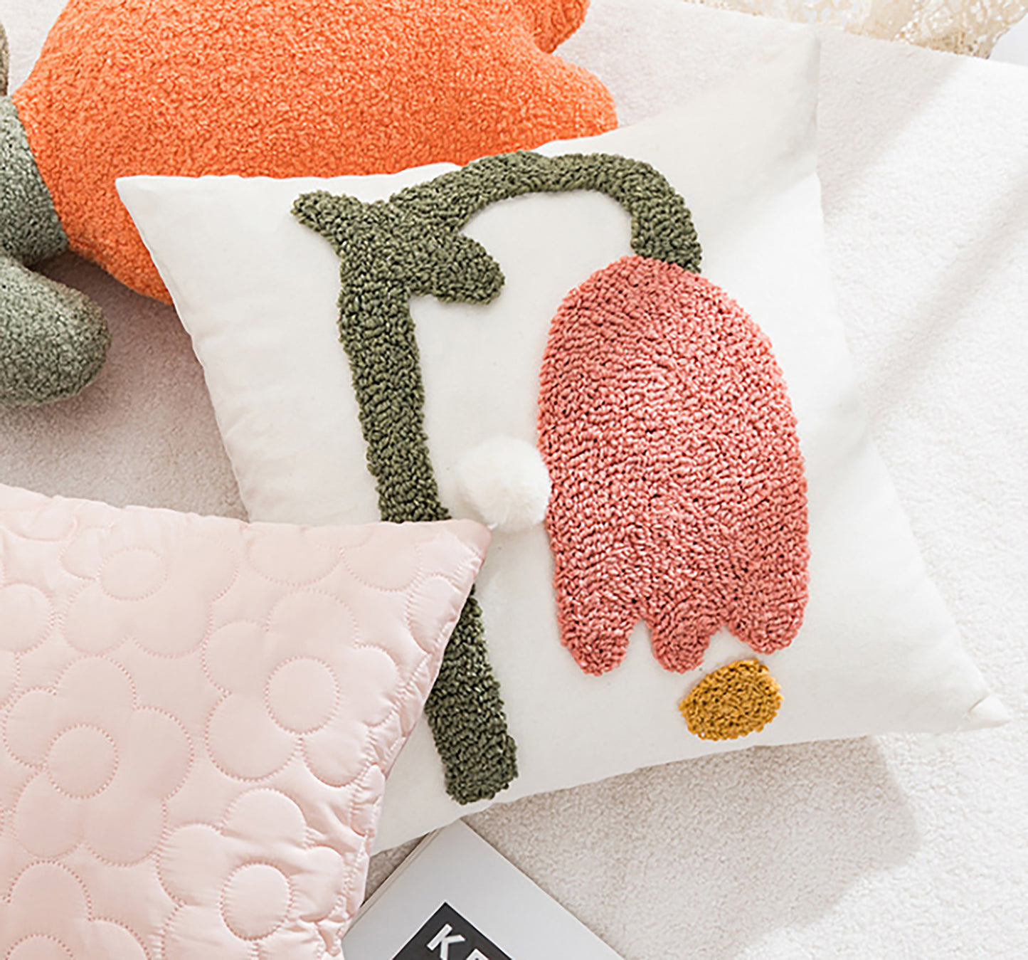 Pink Flower pillow Case Cute Solid Pillow Flower Embroidered Throw Pillow Decorative Pink White Pillow Case Daisy Housewarming Gift Decor