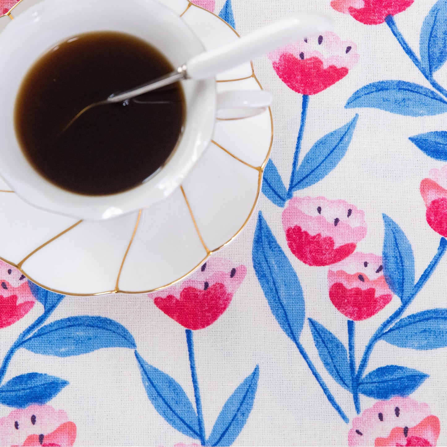 Flower Cotton Linen Placemat Set Handmade Personalized Plate Mat Kitchen Decoration Picnic Mat Placemats Flower Design Pink Blue