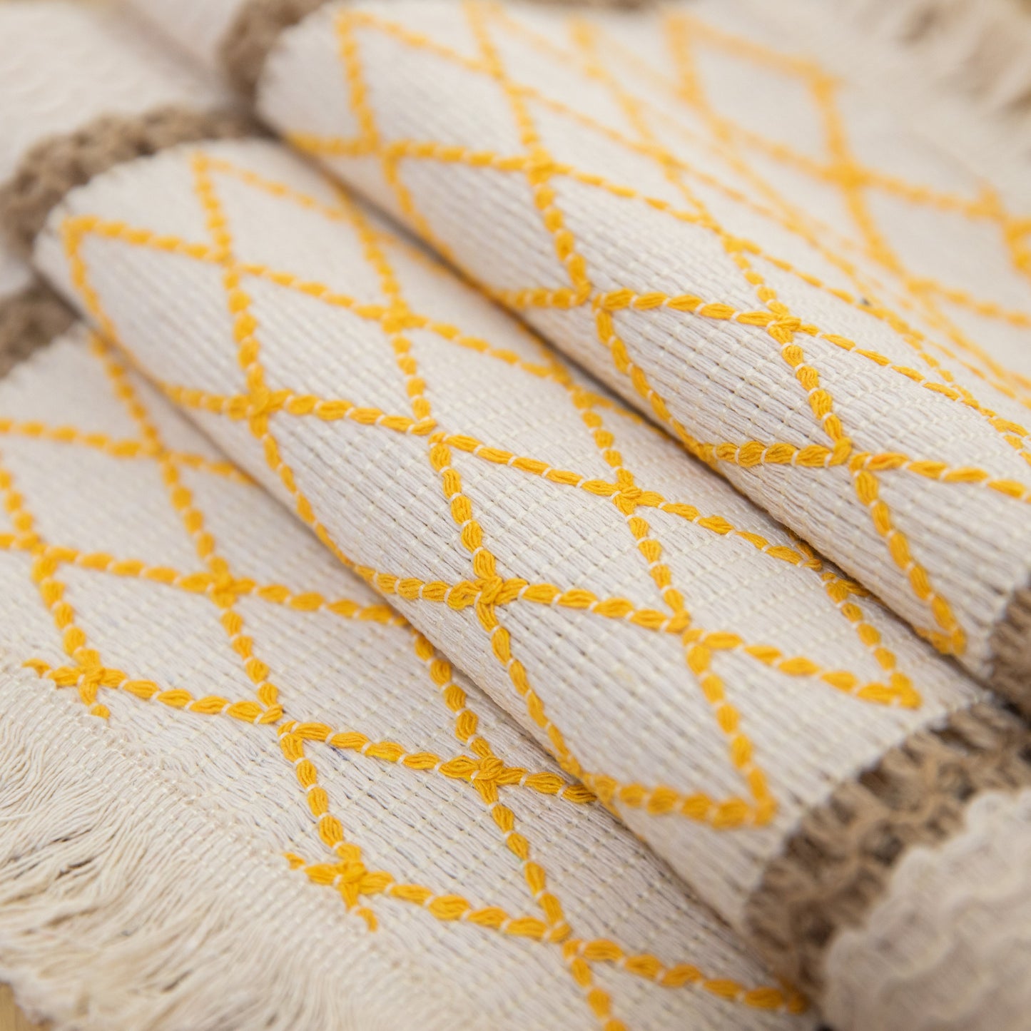 Art Woven Placemat Set Handmade Personalized Plate Mat Kitchen Decoration Colorful  Red